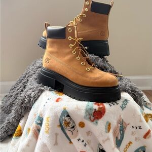 Timberland Women's Brown Leather Combat Boots